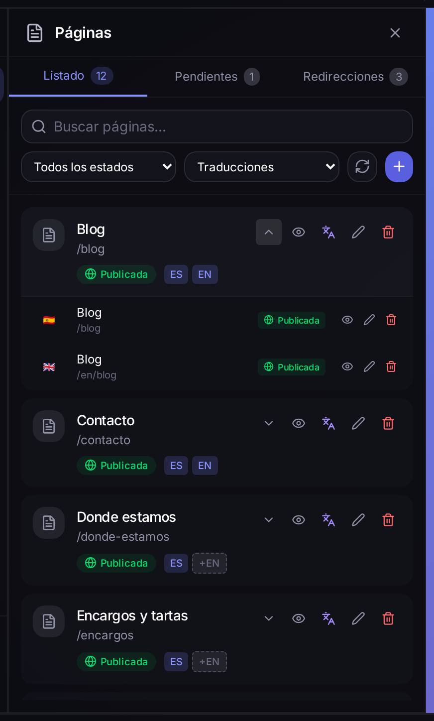 La página «Blog» desplegada mostrando sus dos versiones: la española (`/blog`) y la inglesa (`/en/blog`), cada una con su propio botón de ver, editar y borrar.