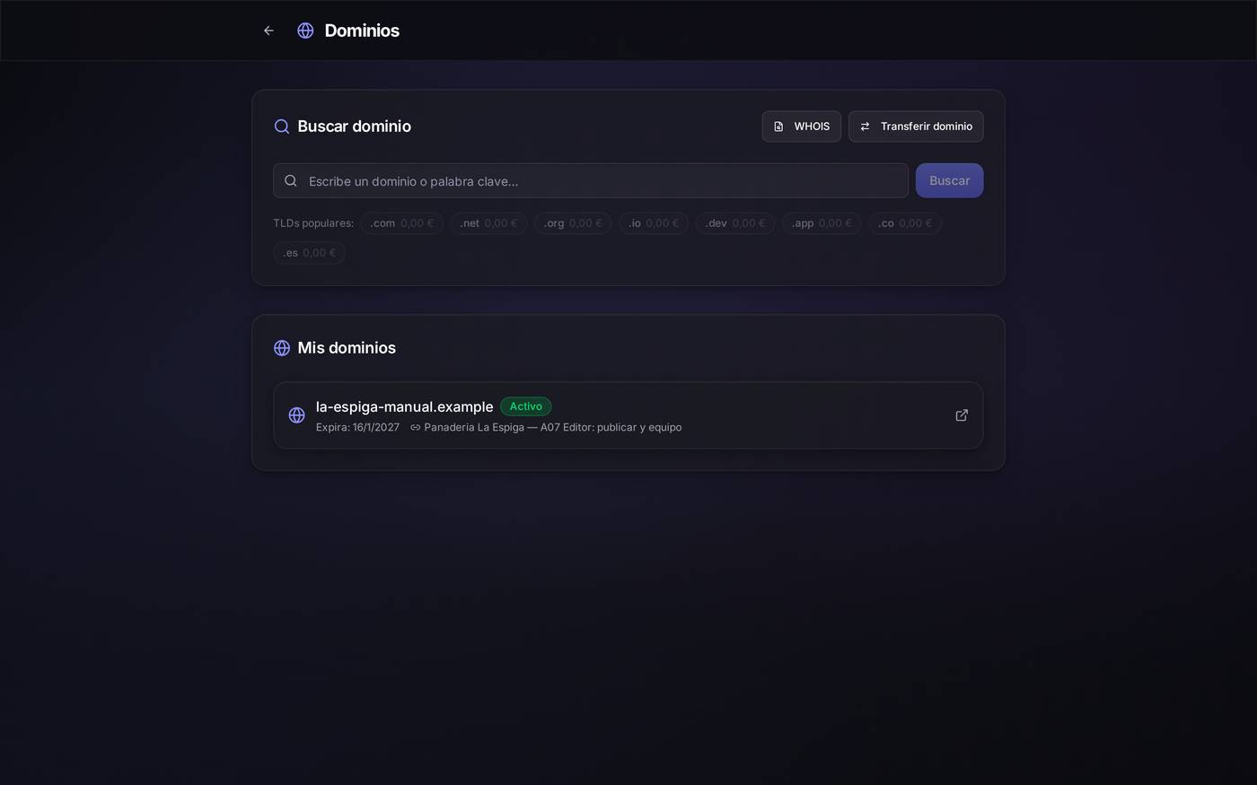El buscador de dominios con los precios de las extensiones más habituales y, debajo, la lista de tus dominios con su estado y su fecha de caducidad.