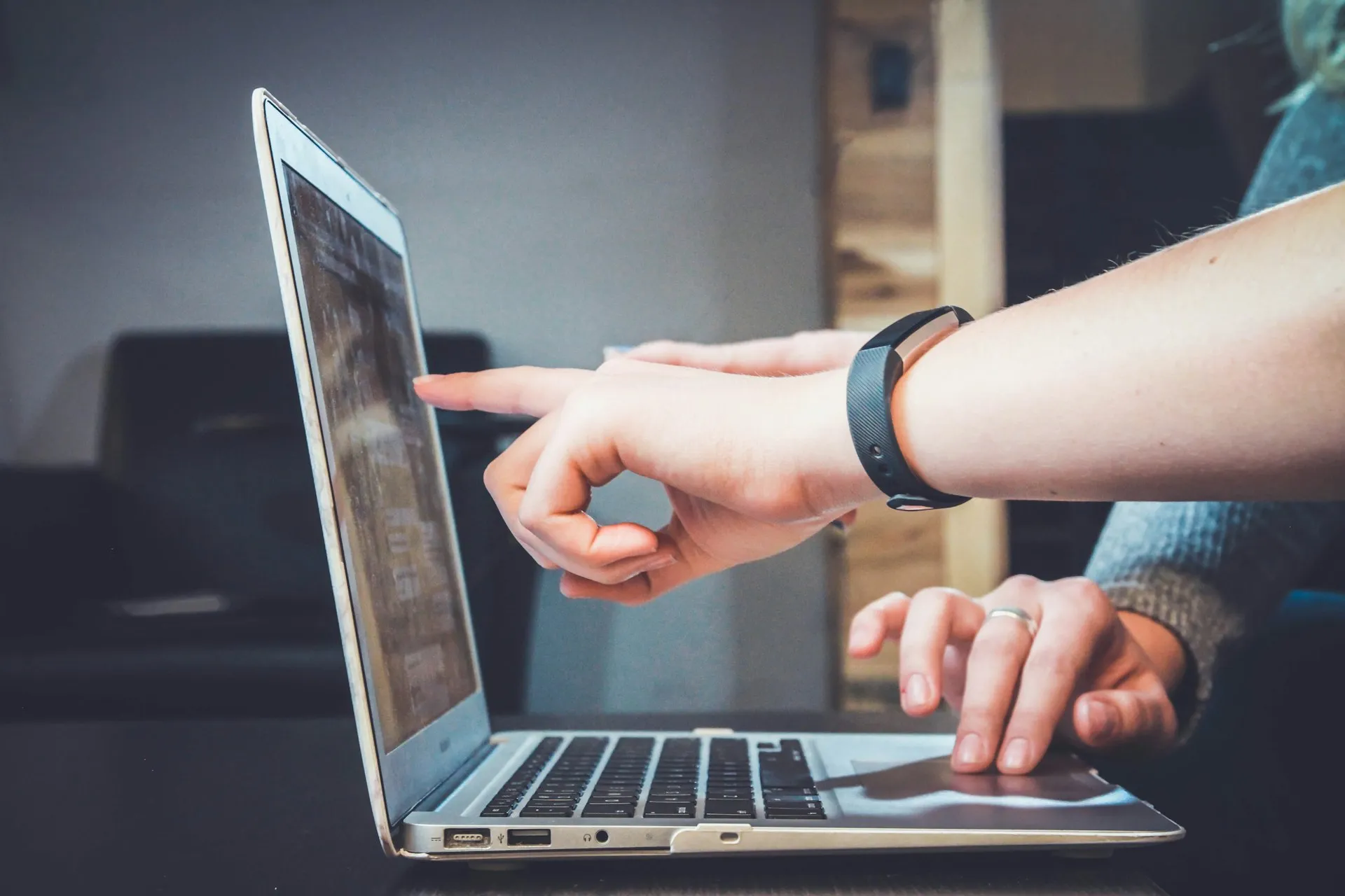 Protección de datos y privacidad digital