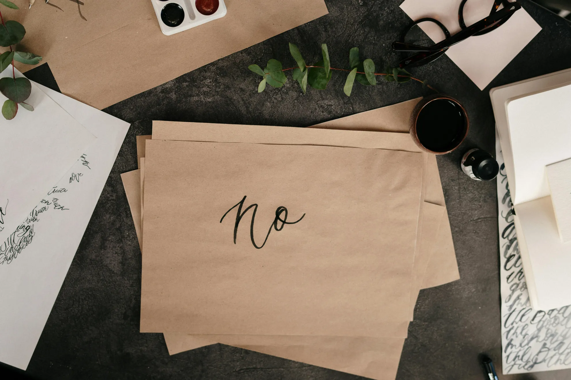 8 actividades creativas en grupo para liberar estrés y conectar