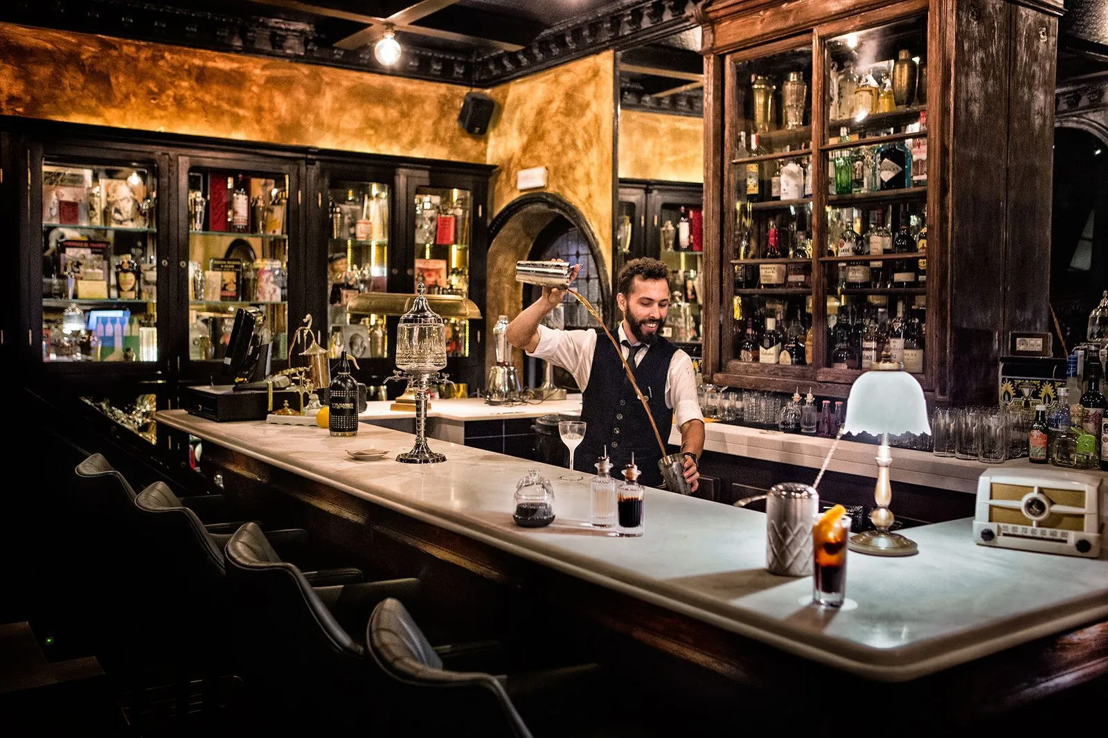 bar cerca de mí en sevilla